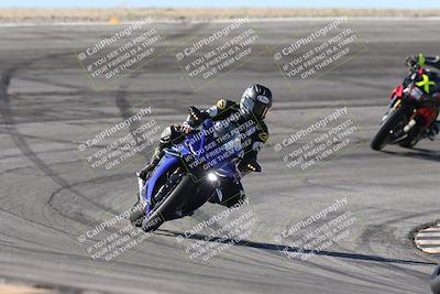 media/Jan-15-2026-Racers Edge (Thu) [[dfebeb70ab]]/3-B Group/Session 2 (Bowl Exit)/